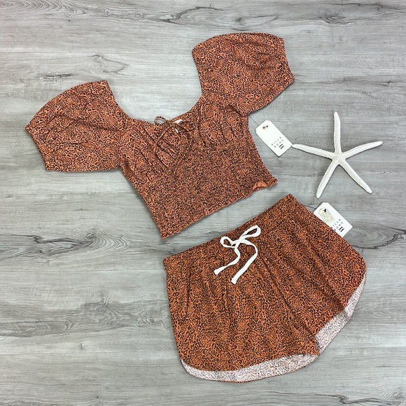 🔆BILLABONG🔆 SWEET SUNSET ROAD TRIPPIN PRINT TOP AND SHORTS SET - Picture 10 of 17